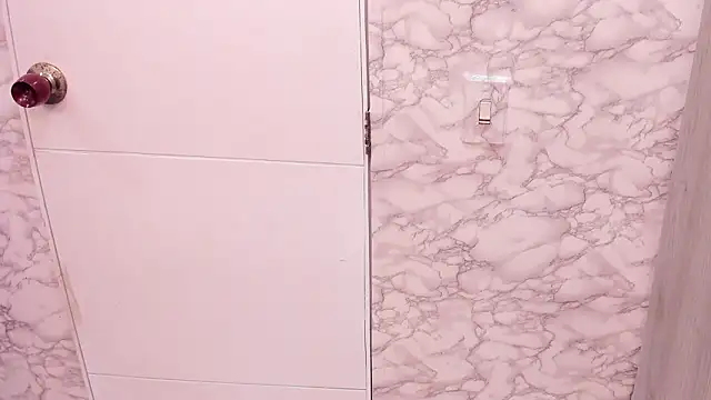 SASHA BROWNIE   online show from 30, 3, 2026