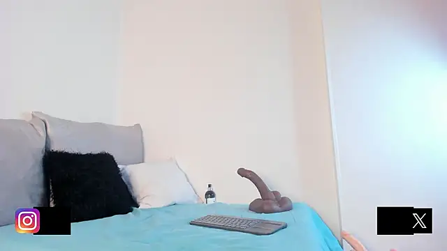 Lilygomezz online show from 12, 1, 2026