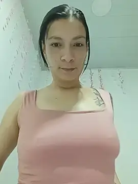 Snapshot of kim_lebanon chatting on 16, 5, 2026 kim lebanon online show from 16, 5, 2026