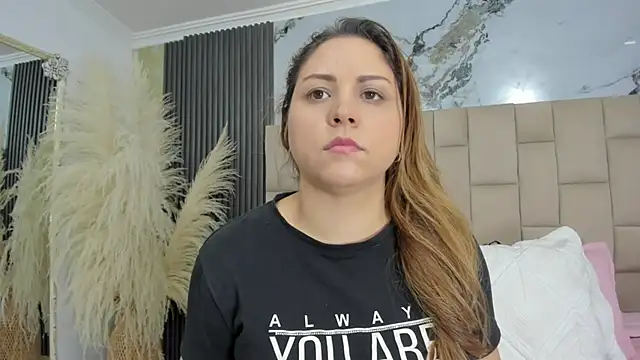 cloesummerr  online show from 17, 3, 2026