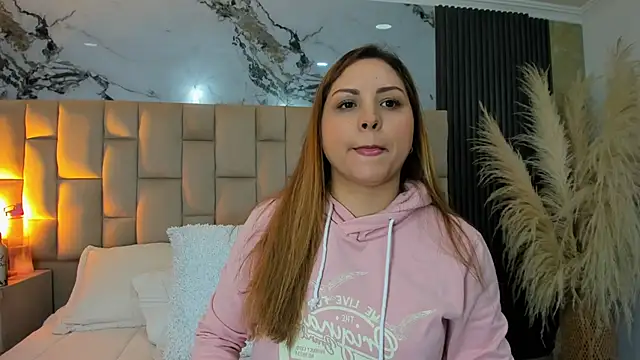 cloesummerr  online show from 9, 3, 2026