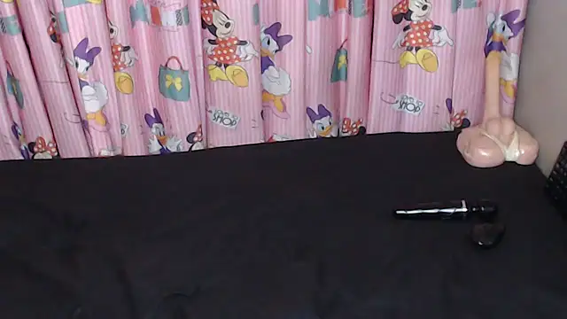 Snapshot of TrishahXo chatting on 1, 6, 2026 TrishahXo online show from 1, 6, 2026