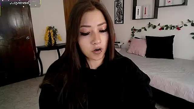 Mia 1120 online show from 30, 10, 2025