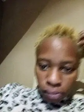 Snapshot of Mercy_Browny chatting on 6, 10, 2025 Mercy Browny online show from 6, 10, 2025