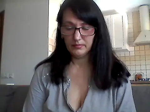 Snapshot of Elena48324 chatting on 2, 5, 2026 Elena48324 online show from 2, 5, 2026