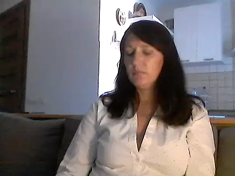 Elena48324 online show from 27, 9, 2025