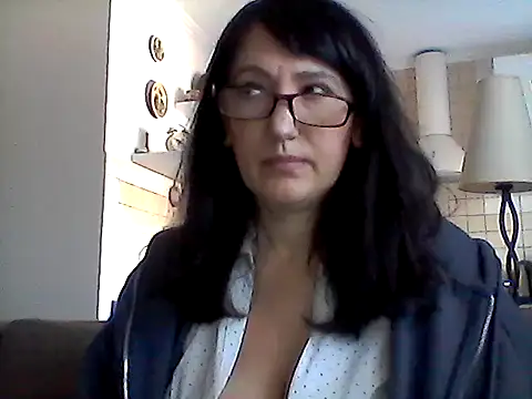 Elena48324 online show from 1, 3, 2026