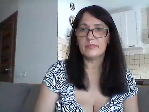 Elena48324 online show from 26, 6, 2026