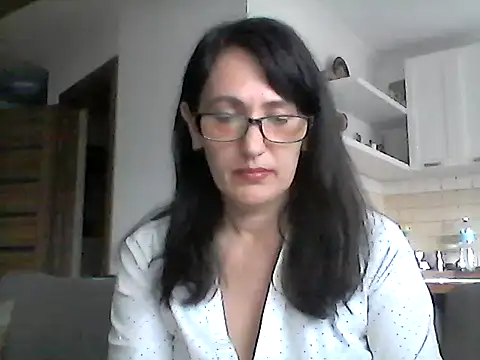 Elena48324 online show from 28, 3, 2026