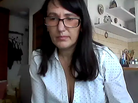 Snapshot of Elena48324 chatting on 25, 4, 2026 Elena48324 online show from 25, 4, 2026