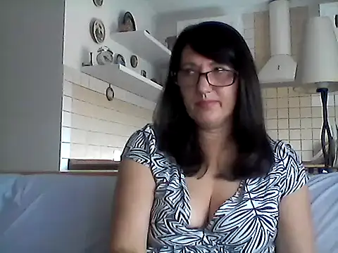 Elena48324 online show from 12, 7, 2026