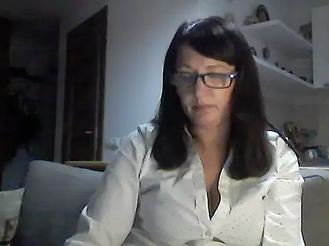 Elena48324 online show from 9, 11, 2025