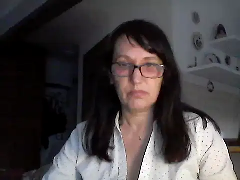 Snapshot of Elena48324 chatting on 24, 4, 2026 Elena48324 online show from 24, 4, 2026