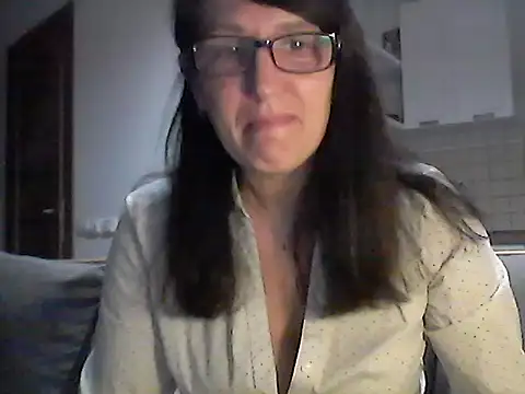 Snapshot of Elena48324 chatting on 20, 5, 2026 Elena48324 online show from 20, 5, 2026