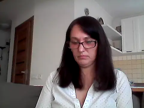 Snapshot of Elena48324 chatting on 30, 4, 2026 Elena48324 online show from 30, 4, 2026