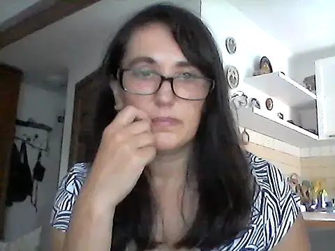 Elena48324 online show from 5, 8, 2026