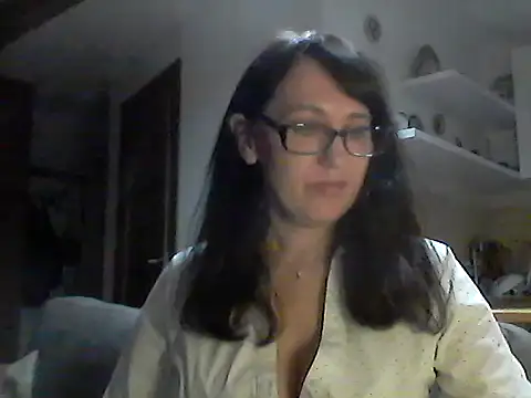 Snapshot of Elena48324 chatting on 5, 6, 2026 Elena48324 online show from 5, 6, 2026