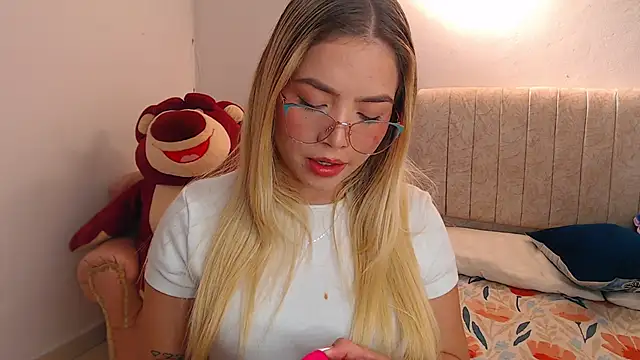 Snapshot of _Tiffany1 chatting on 28, 2, 2026 Tiffany1 online show from 28, 2, 2026