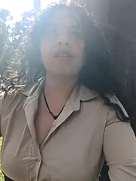 Yaya watson online show from 3, 6, 2026