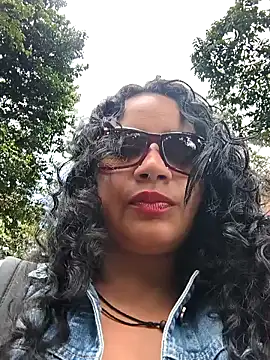 Yaya watson online show from 6, 7, 2026