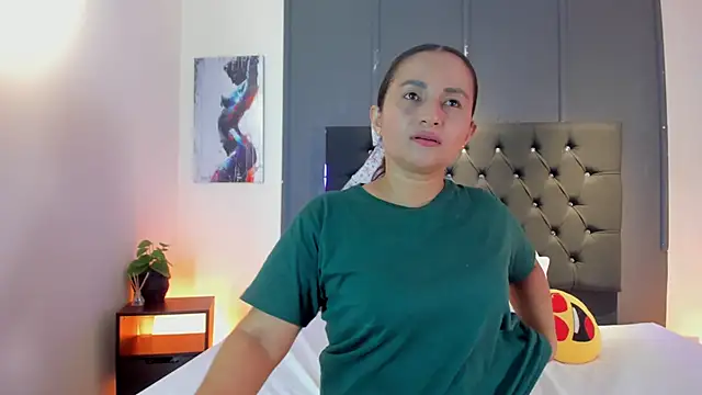 Zafiro  Brown online show from 16, 5, 2026