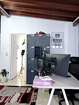 Zafiro  Brown online show from 15, 12, 2025