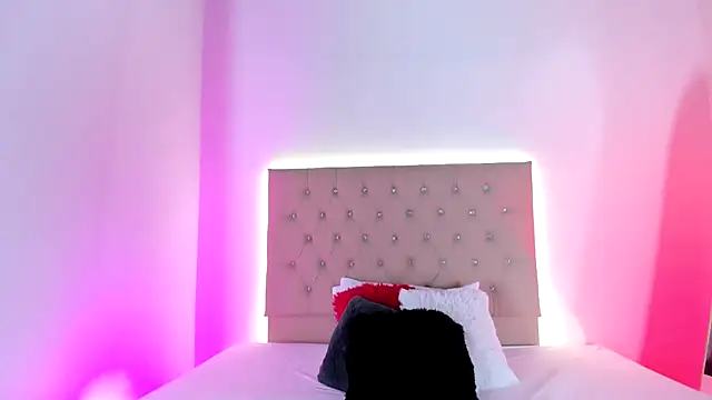 Zafiro  Brown online show from 19, 10, 2025