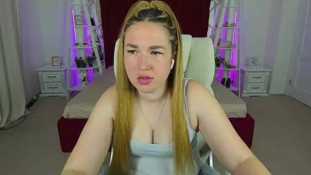 Sofii darling online show from 13, 4, 2026