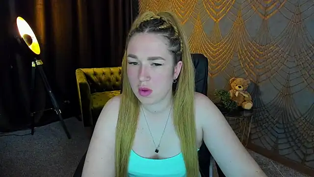 Sofii darling online show from 12, 4, 2026