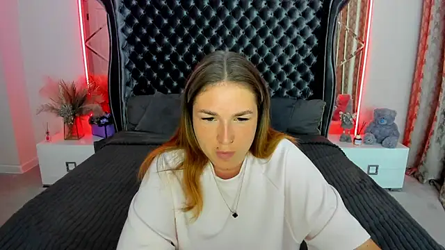 Sofii darling online show from 15, 6, 2026