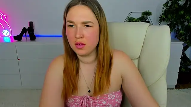 Sofii darling online show from 4, 3, 2026