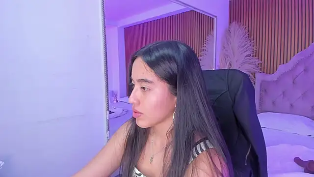 Starbutterflyy  online show from 23, 4, 2026