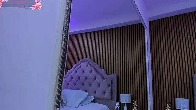 Starbutterflyy  online show from 15, 4, 2026