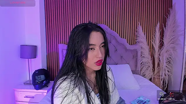 Starbutterflyy  online show from 9, 1, 2026