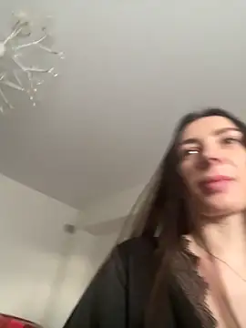 AmandaStoun online show from 14, 11, 2025