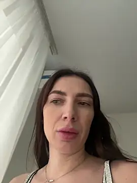 AmandaStoun online show from 11, 2, 2026