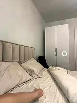 AmandaStoun online show from 20, 10, 2025