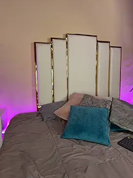 Alexandraa Gomez online show from 10, 10, 2025