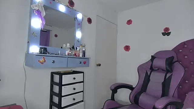 soffy rosses online show from 11, 4, 2026