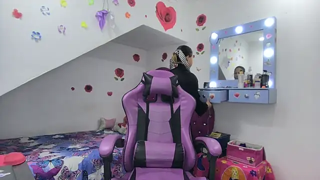 soffy rosses online show from 20, 10, 2025