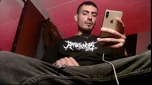 Snapshot of malek_xarx_ chatting on 21, 11, 2025 malek xarx online show from 21, 11, 2025