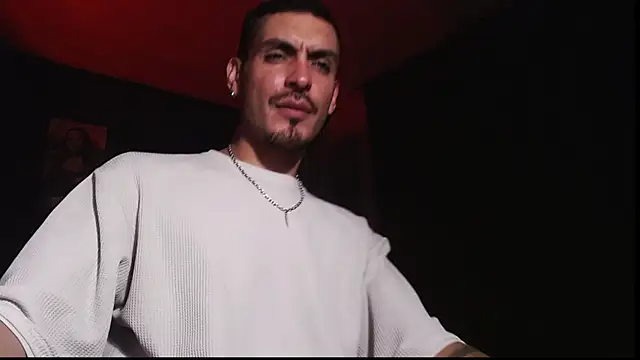 Snapshot of malek_xarx_ chatting on 20, 11, 2025 malek xarx online show from 20, 11, 2025