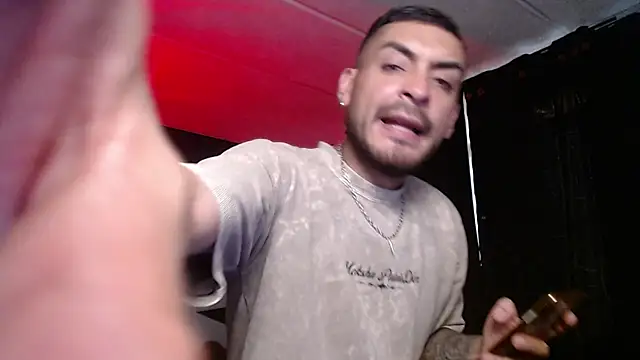 Snapshot of malek_xarx_ chatting on 26, 10, 2025 malek xarx online show from 26, 10, 2025