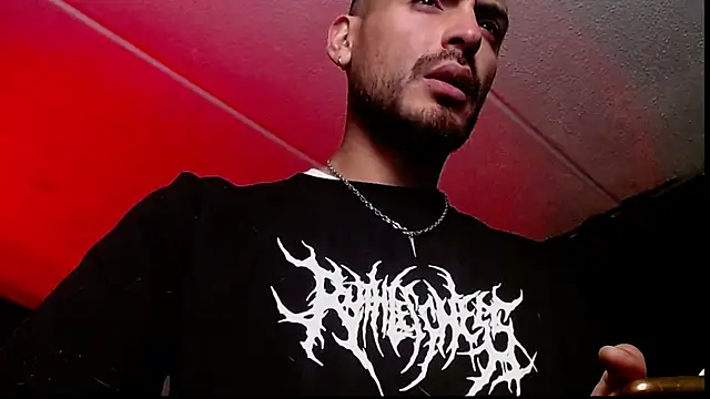 Snapshot of malek_xarx_ chatting on 29, 10, 2025 malek xarx online show from 29, 10, 2025