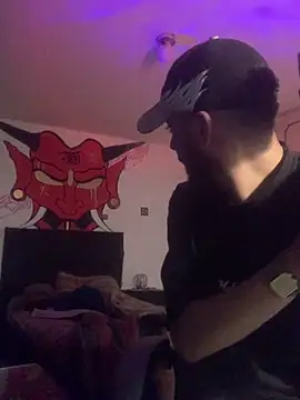 malek xarx  online show from 3, 3, 2026