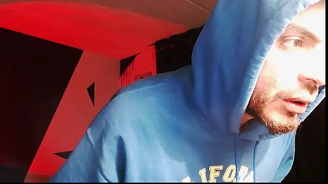 Snapshot of malek_xarx_ chatting on 8, 11, 2025 malek xarx online show from 8, 11, 2025