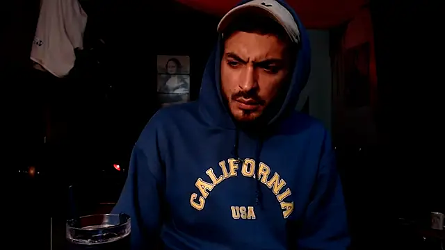 Snapshot of malek_xarx_ chatting on 14, 10, 2025 malek xarx online show from 14, 10, 2025