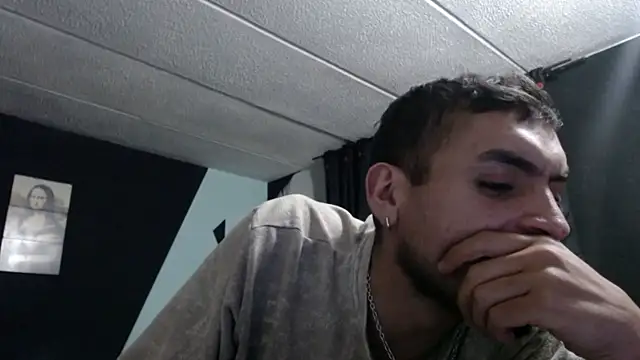 Snapshot of malek_xarx_ chatting on 21, 10, 2025 malek xarx online show from 21, 10, 2025