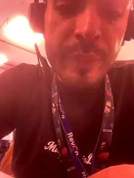 Snapshot of malek_xarx_ chatting on 28, 11, 2025 malek xarx online show from 28, 11, 2025