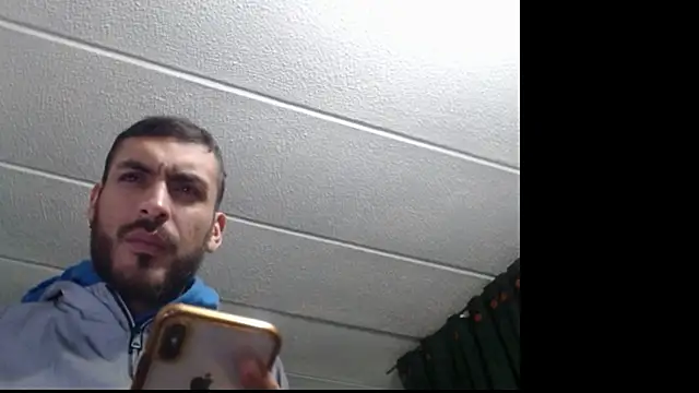 Snapshot of malek_xarx_ chatting on 16, 10, 2025 malek xarx online show from 16, 10, 2025